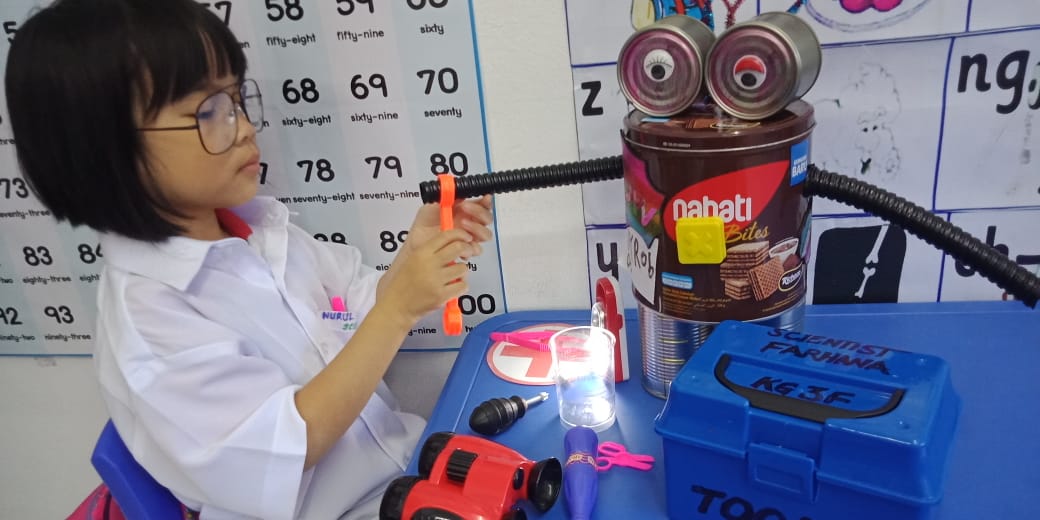 Robots, Robots, Everywhere! K3 Meet the Machines.